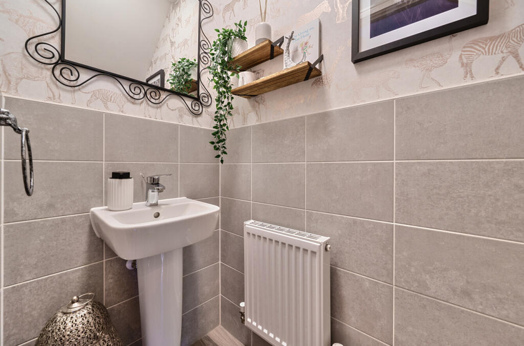 1315957-8-685c1f9...