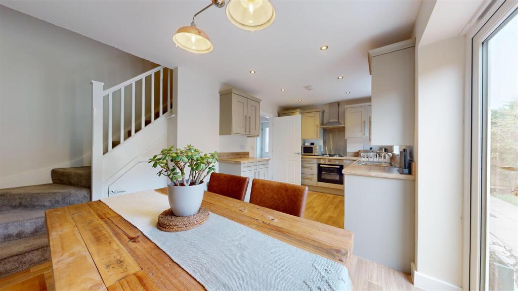 Atherton Rise 40 Kitchen 3.jpg