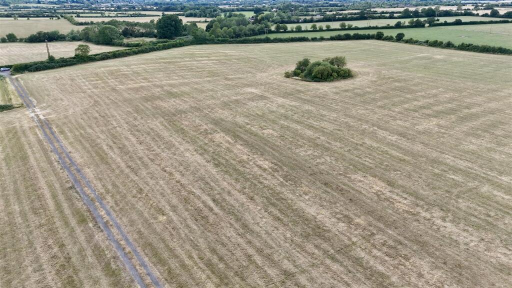 dji_fly_20250625_171424_0084_1750928176169_photo.J