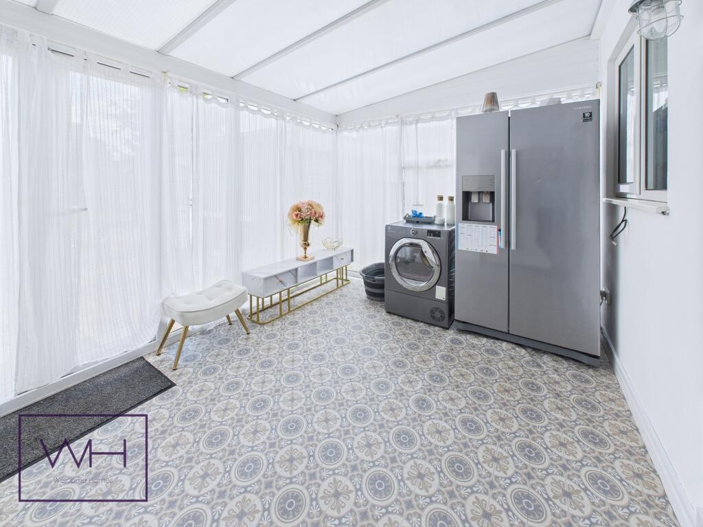 CAM03785G0-PR0273-ST