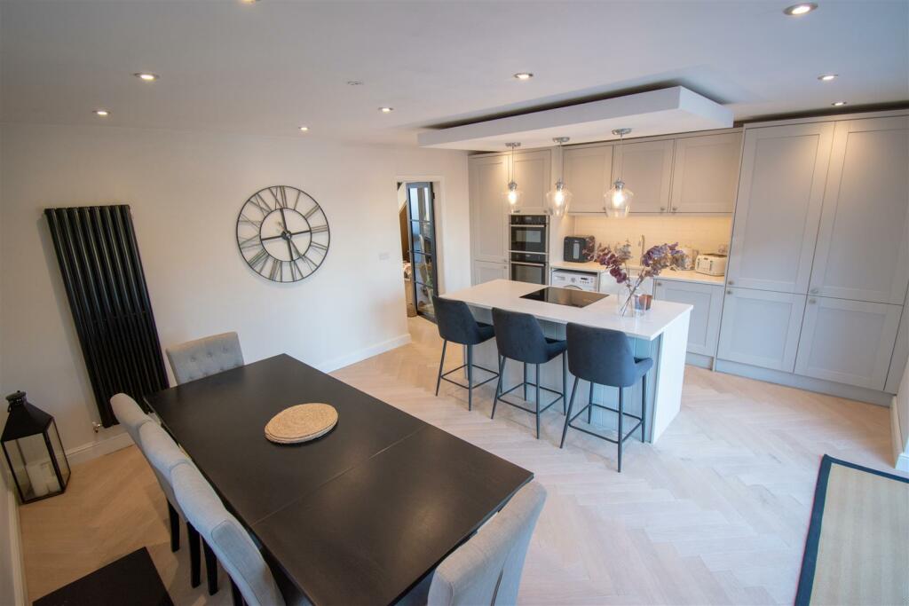 Photo 21-11-2024, 13 45 54.jpg