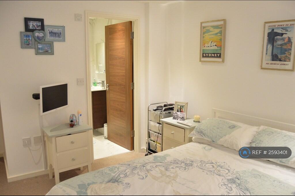 Main Bedroom With En-Suite