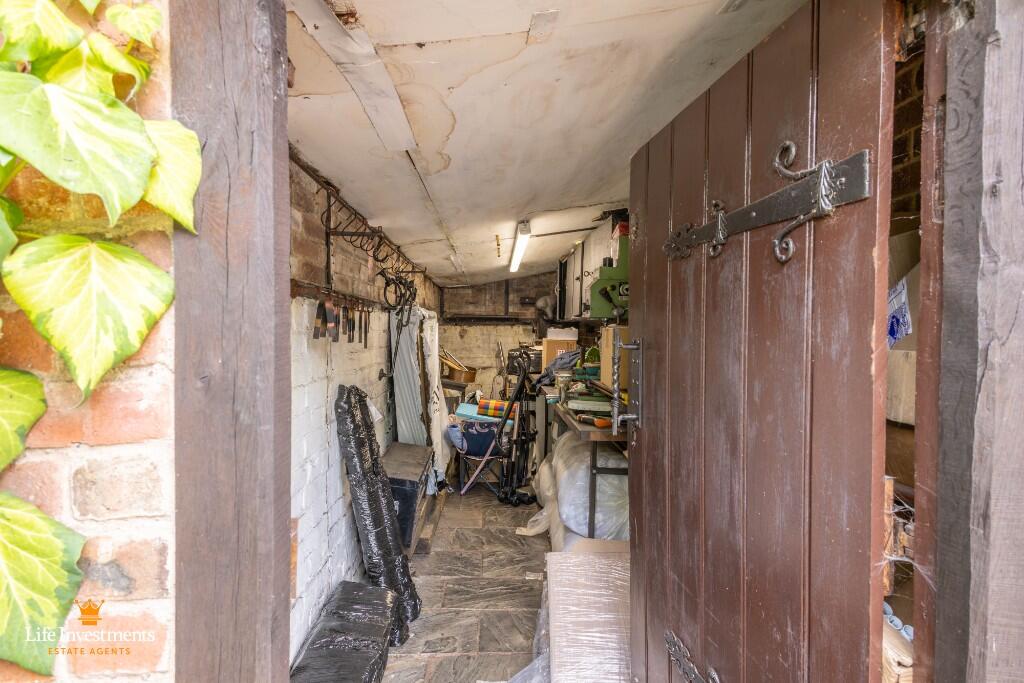 Shed