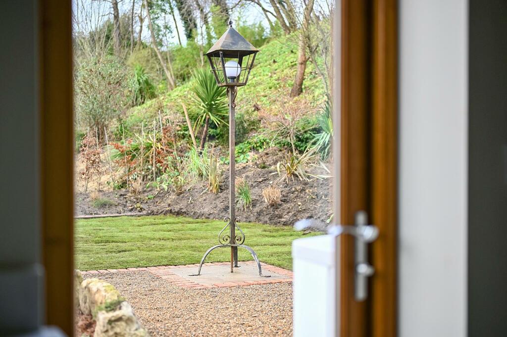 MAYTUM BARN - VANITY LANE - LINTON - MAIDSTONE - M