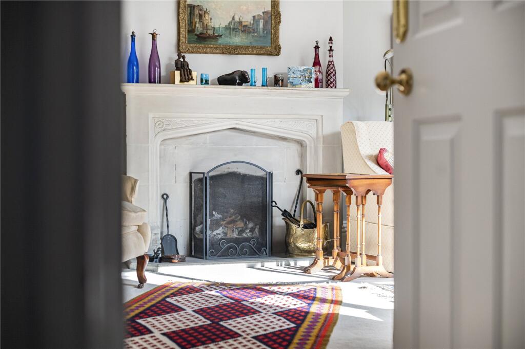 Sitting Room Detail