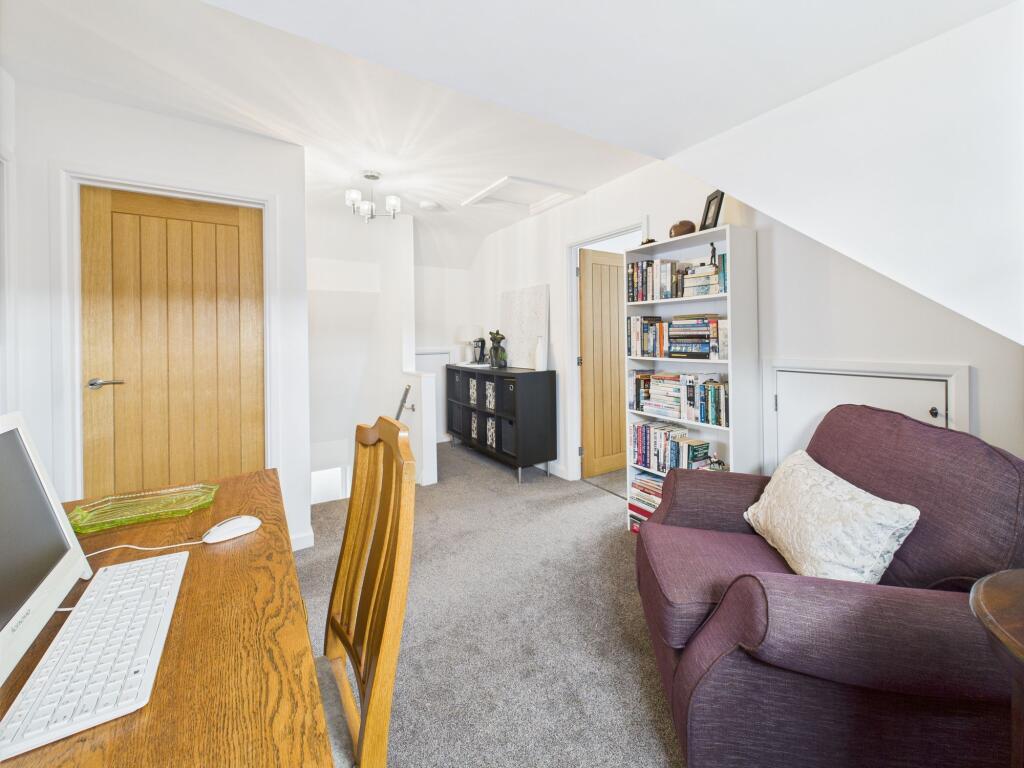 First Floor Landing/Study Area