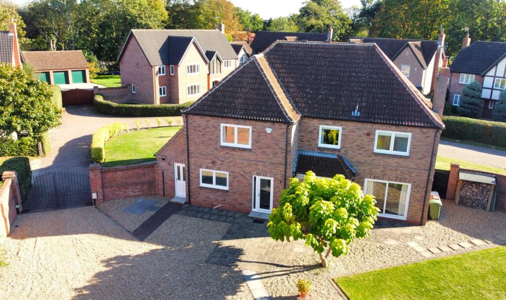 Elevated Rear Aspect 664