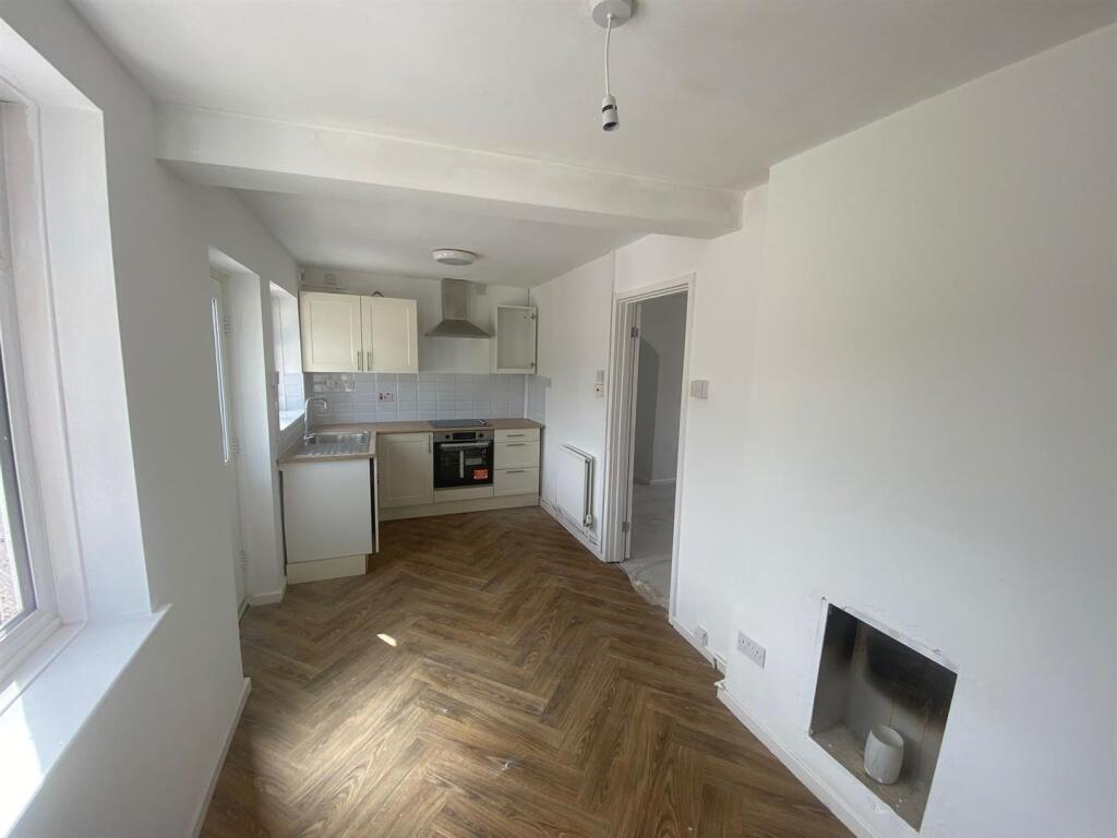 PHOTO-2025-08-22-17-52-42 7.jpg