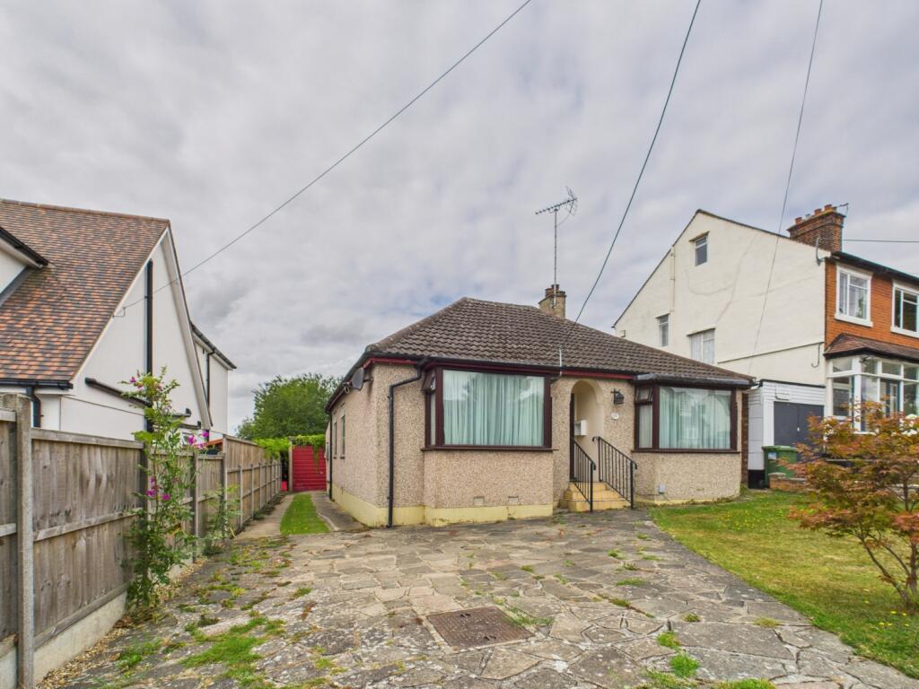 CAM01740G0-PR0435-STILL002