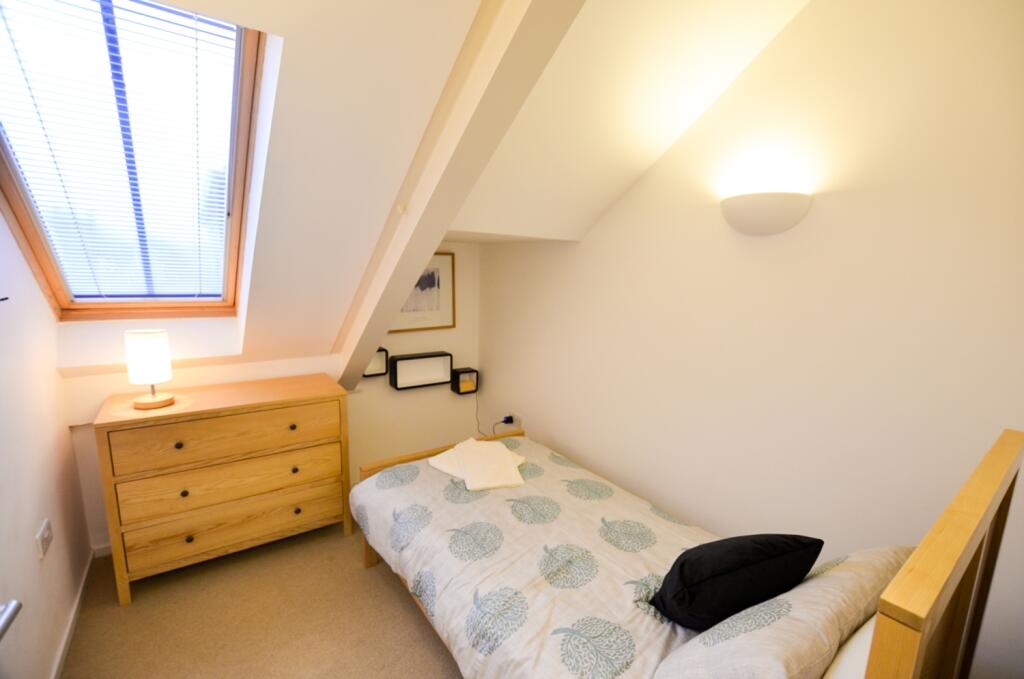 To Book A Viewing Call TPS Lostwithiel on 01208 87