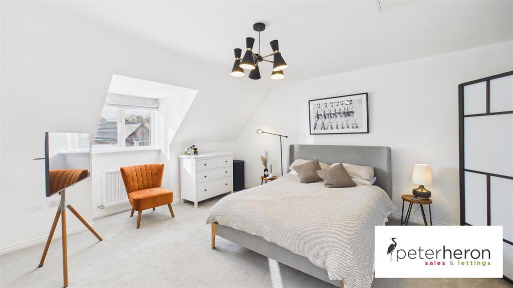 Bedroom 1 (Top Floor)