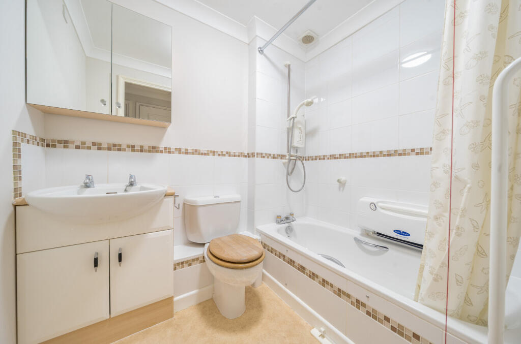 1386429-19-6932b1...