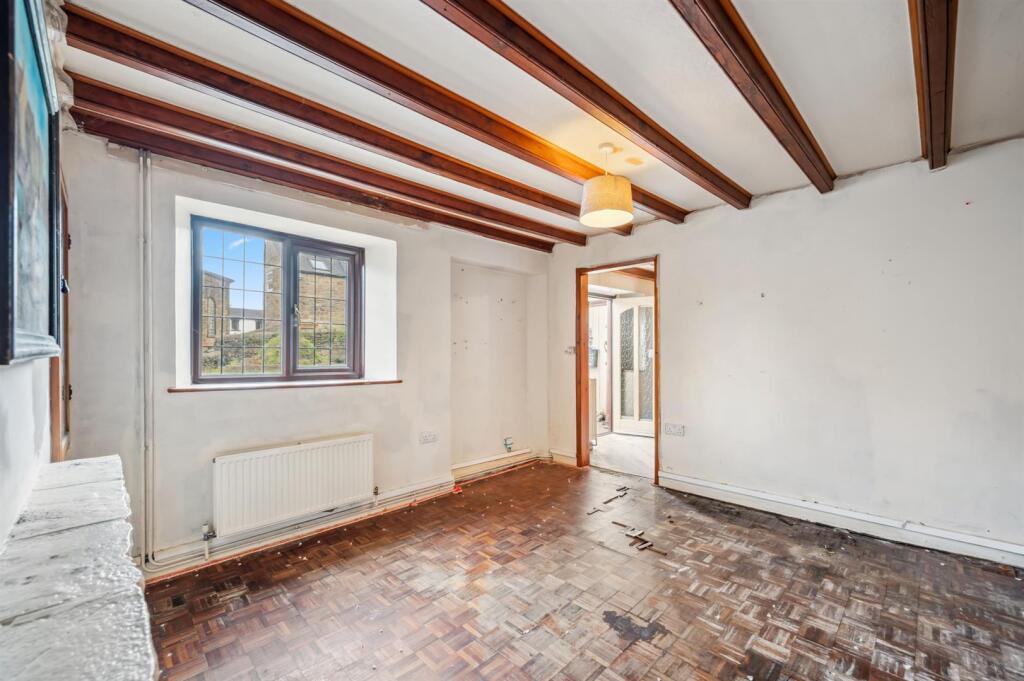 Dining Room towards entrance hallway.jpg