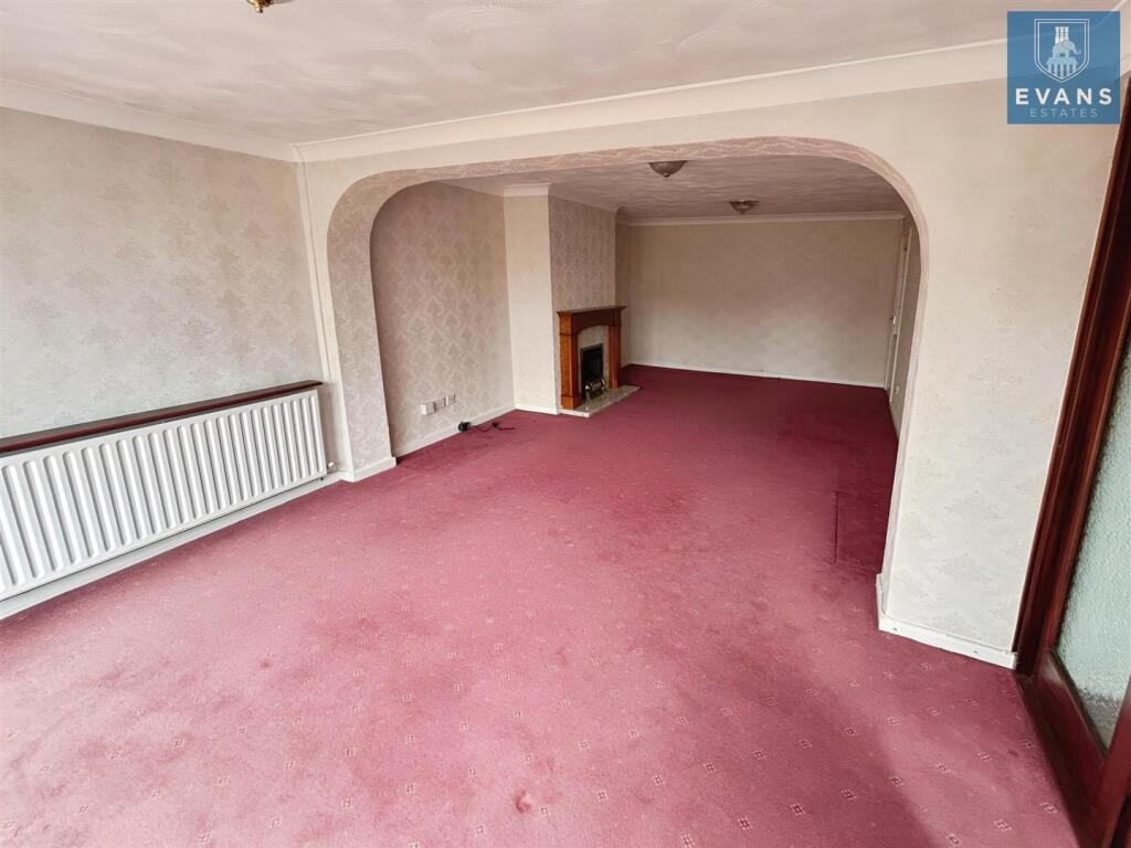 Through Lounge