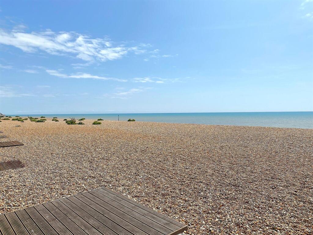 Beach Hut 66 - View2.jpg