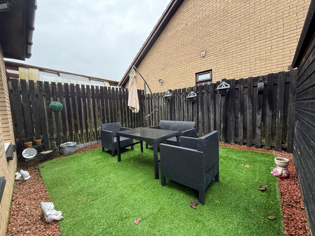 Garden 2.jpeg