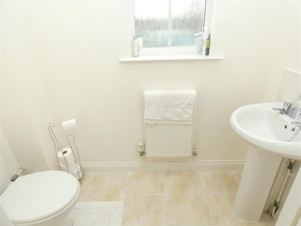 Picture 4