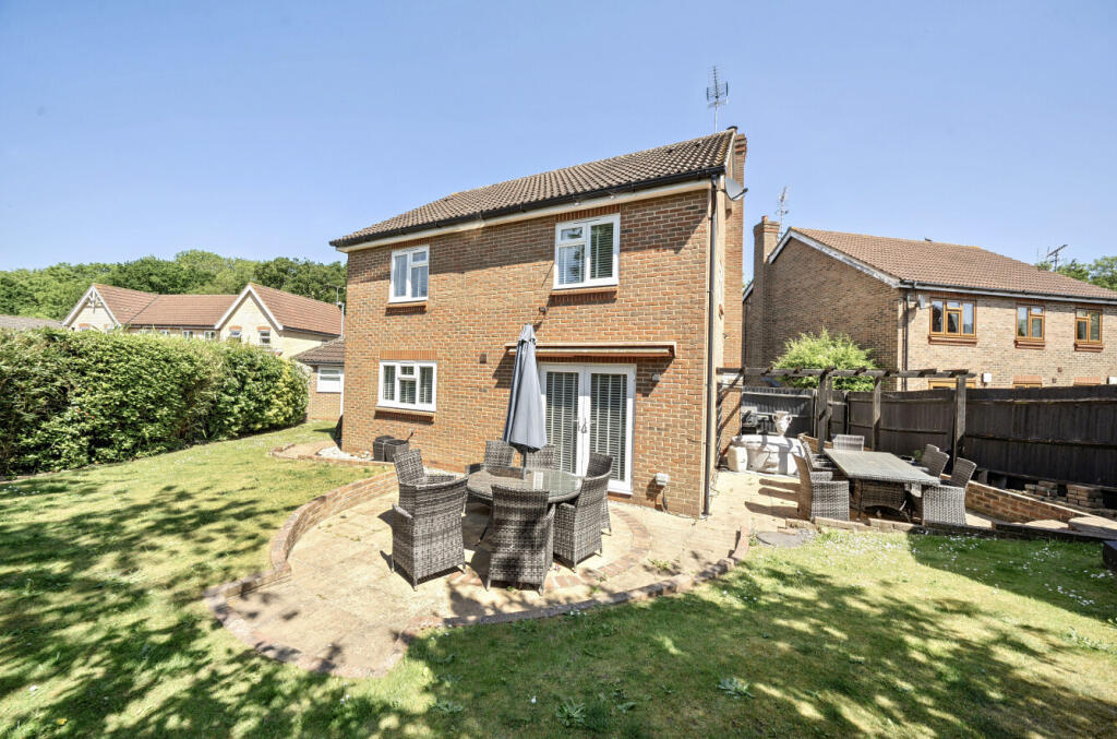 1294602-10-682c5e...