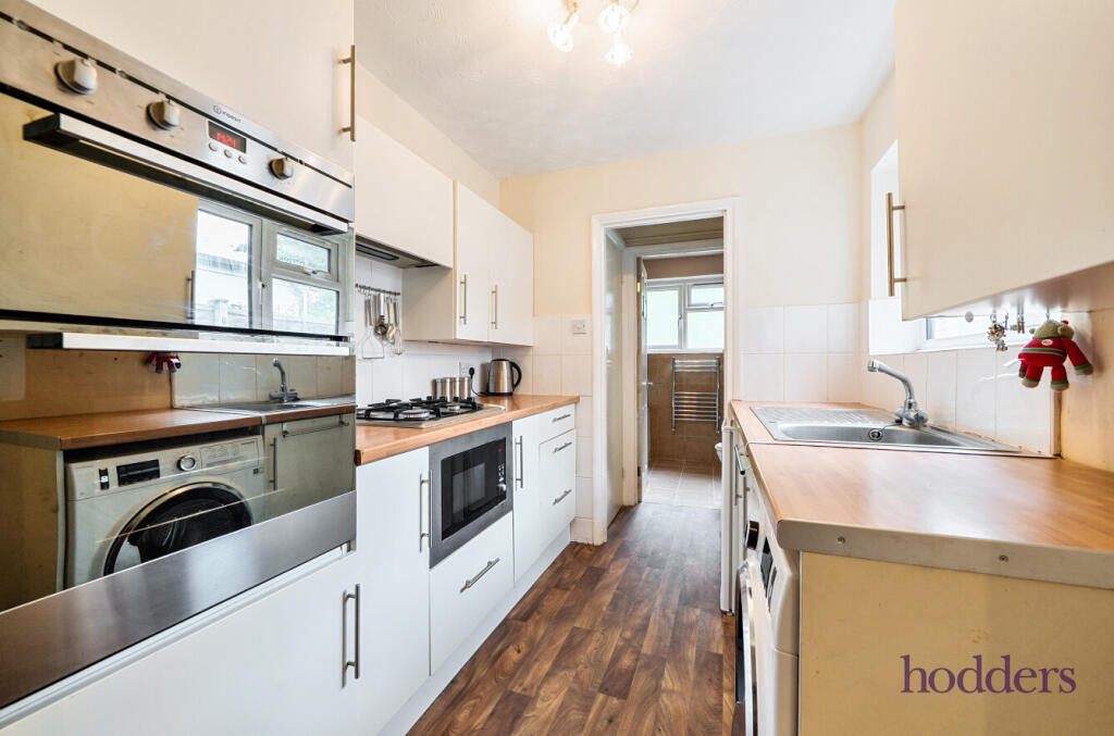 9f1b858f-a14c-4f1...