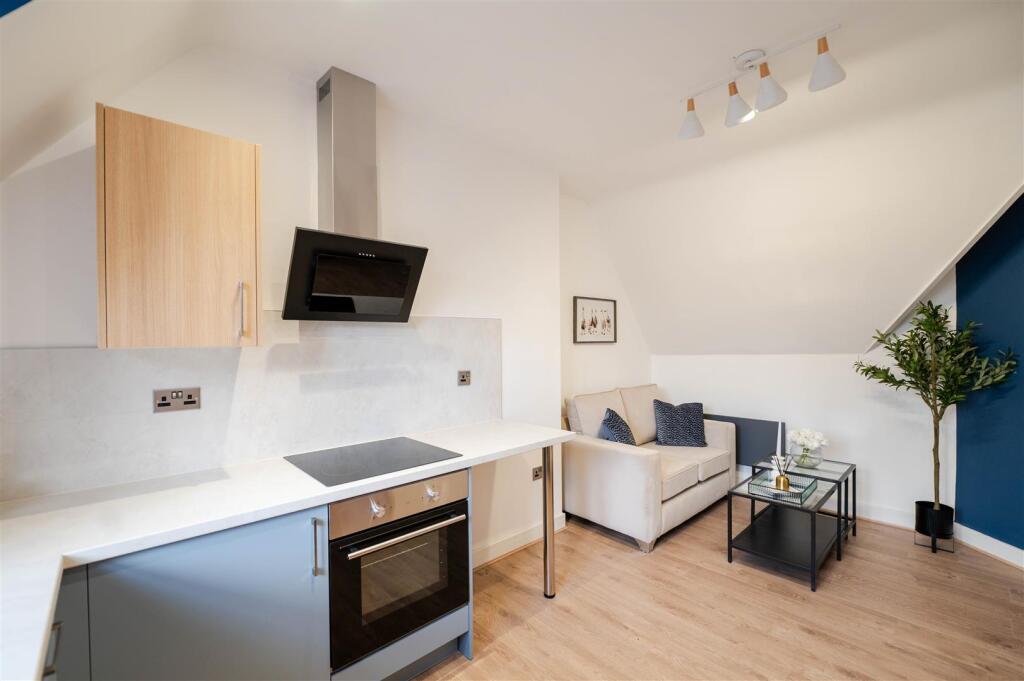 imeldaphoto_CromptonHouse_Flat15-7.jpg