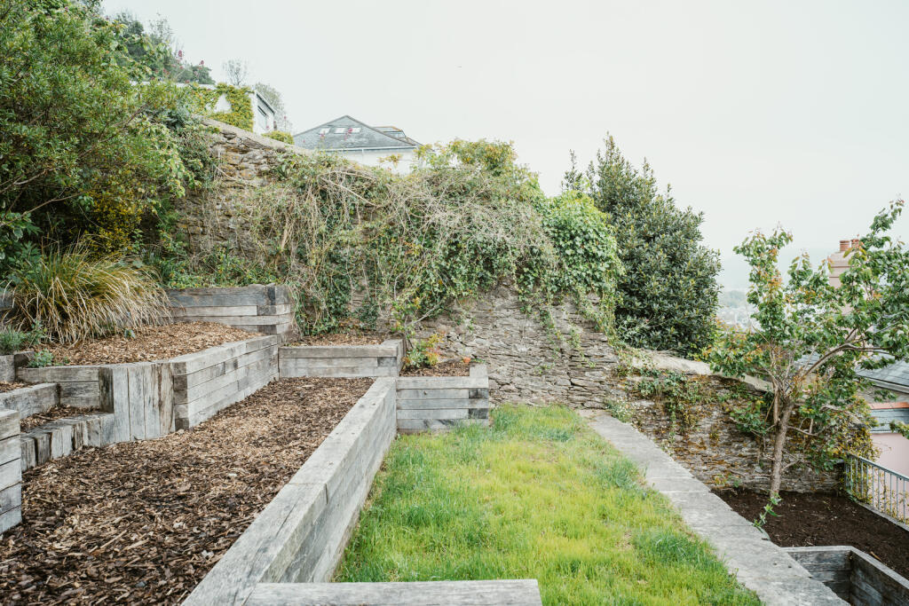 284512 - B0014809.jpg