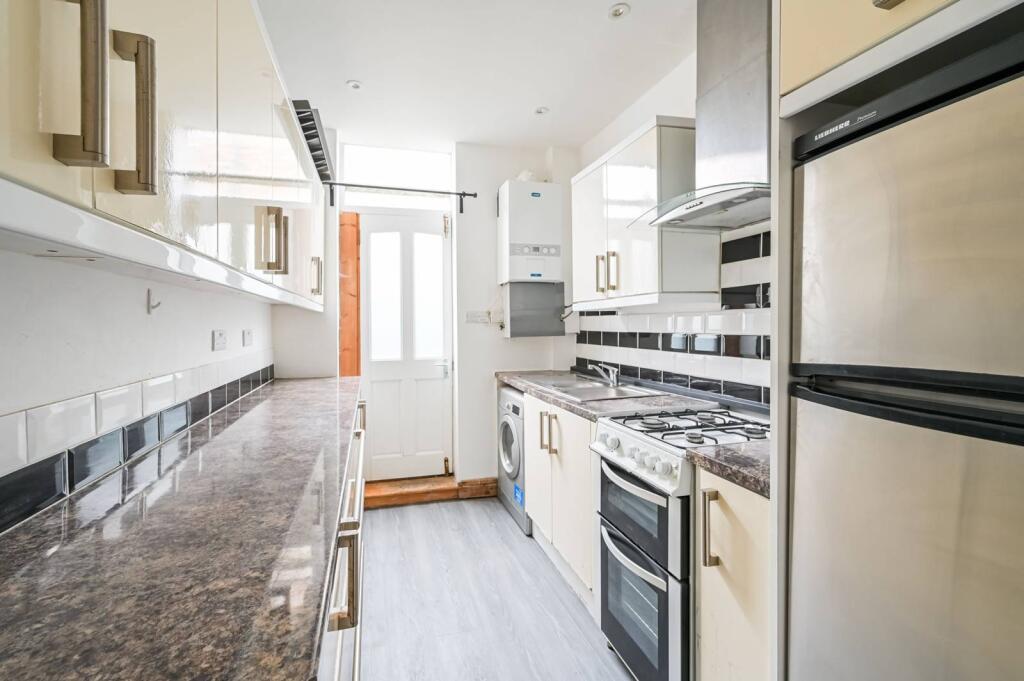 Grove Road, E3, Mile End, London, E3