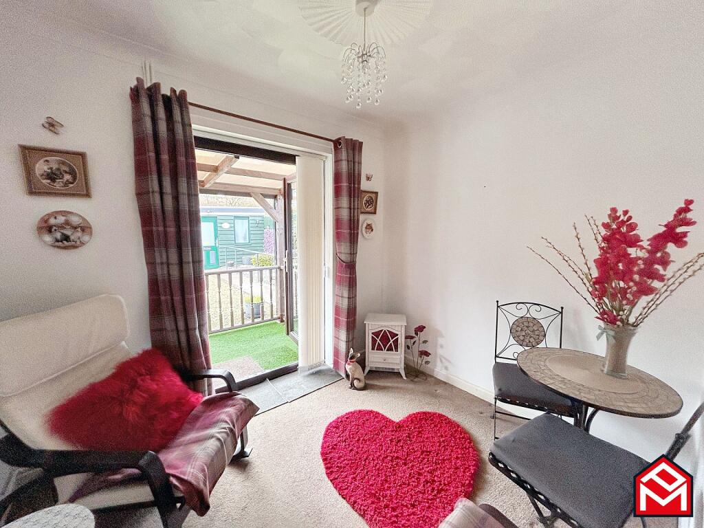 Bedroom 2 / Sitting Room
