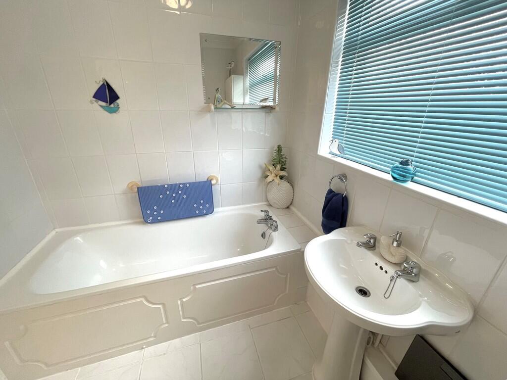 30 Russells Close...