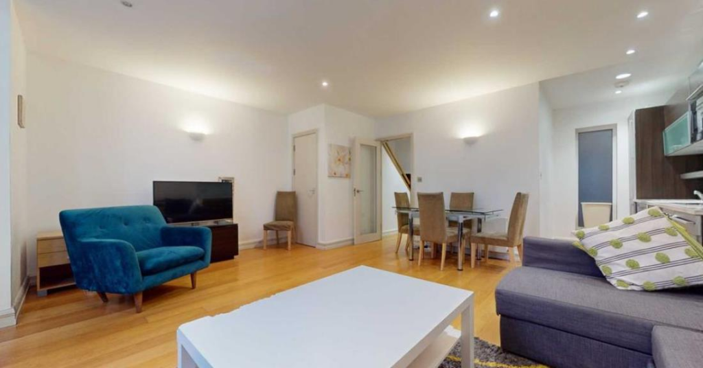 8 farnham house 2 24.09.png