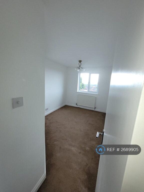 2nd Bedroom