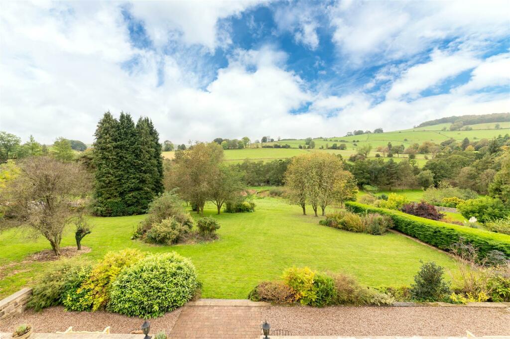 Gardens  grounds pg 3.jpg