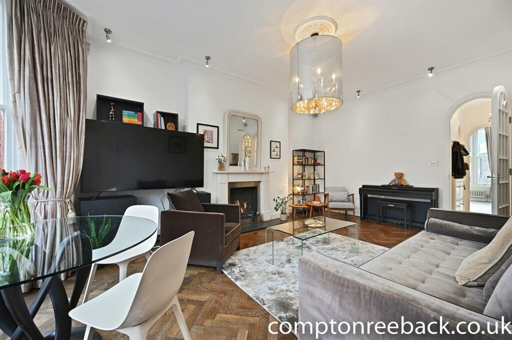 CR - FFF,  Sutherland Avenue - Reception1 (1).jpg