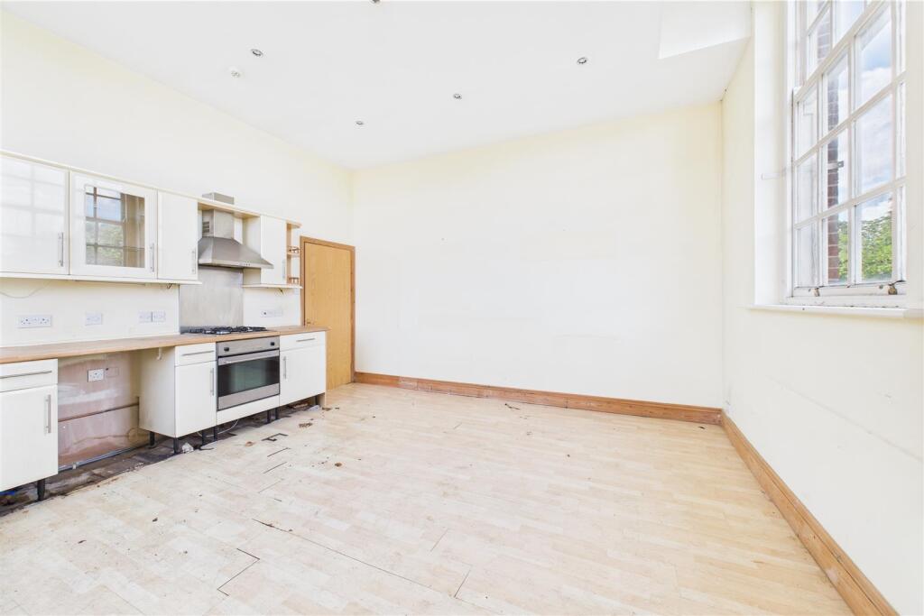 Flat 8 The Old Post Office, 786, Fishponds Road Fi