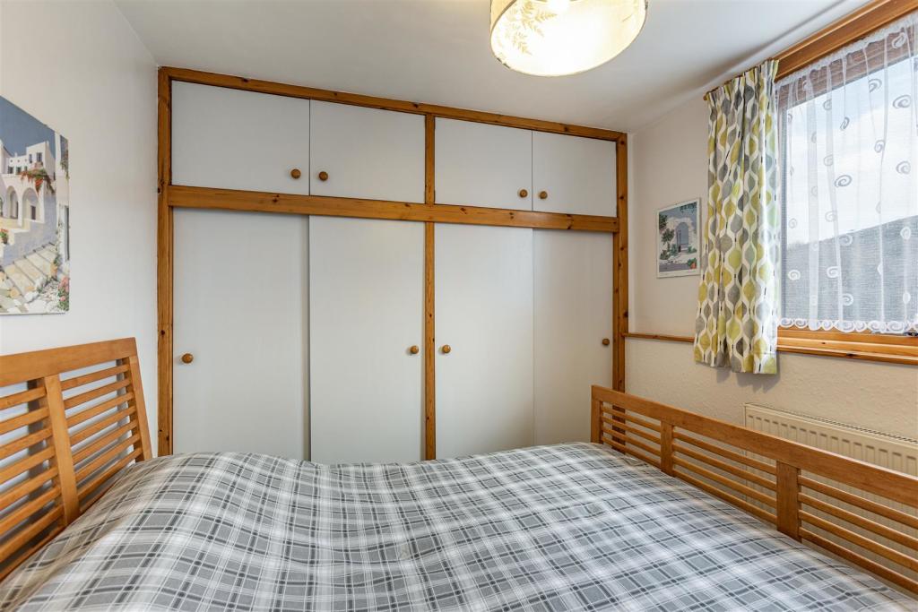 17 Woodside Place Galashiels 26.JPG