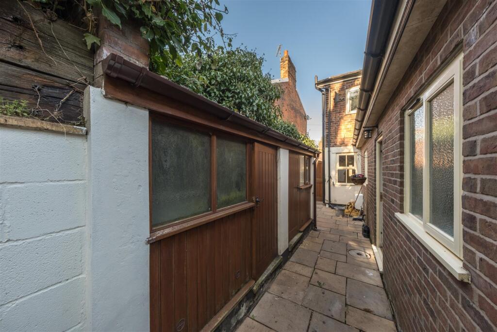 16 Weaver Road-023.jpg
