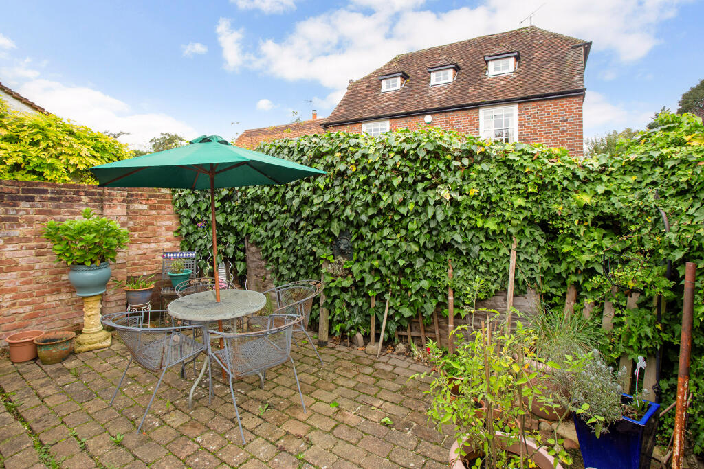 Rear Courtyard