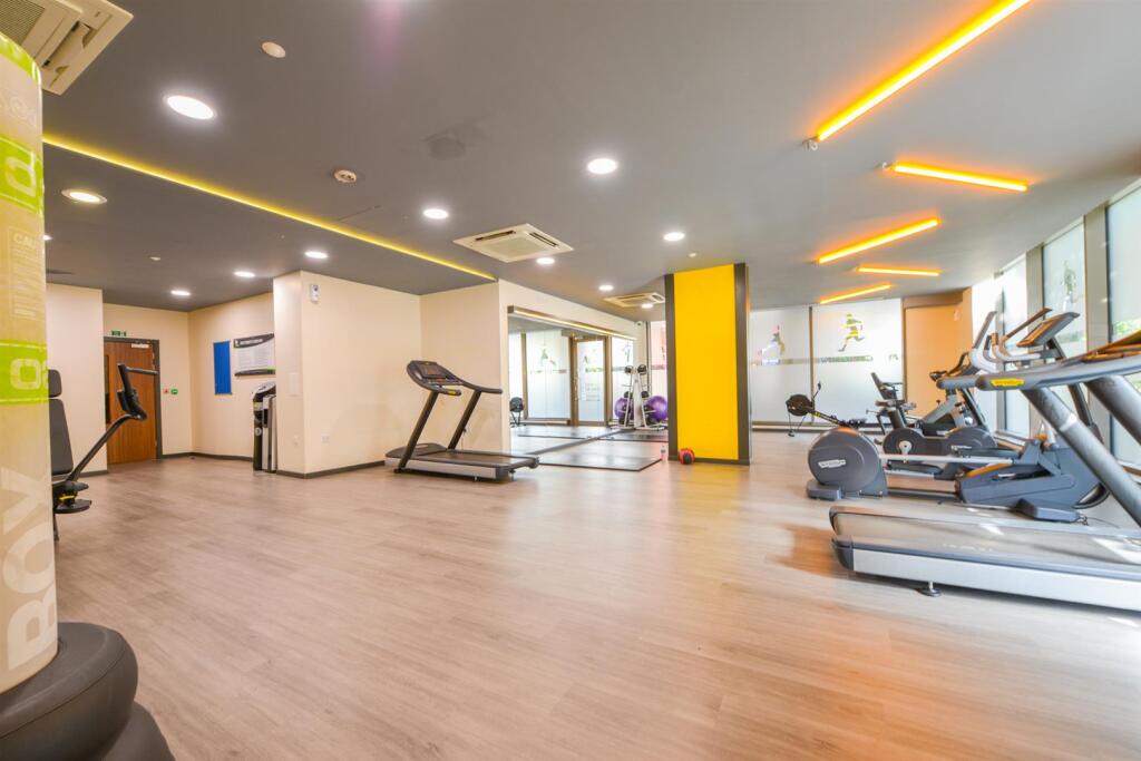 Marathon House Wembley16.jpg
