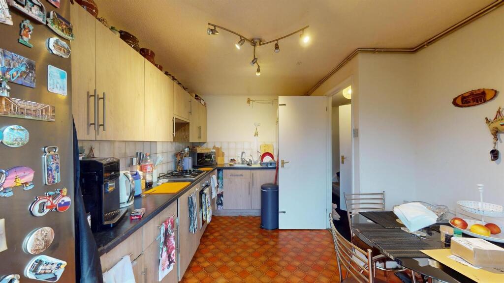 House for sale Barrain London Estate Agents