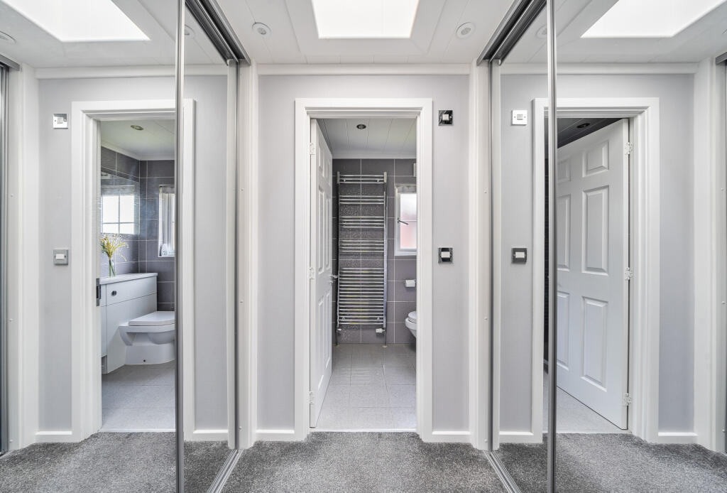 1332193-13-688a67...