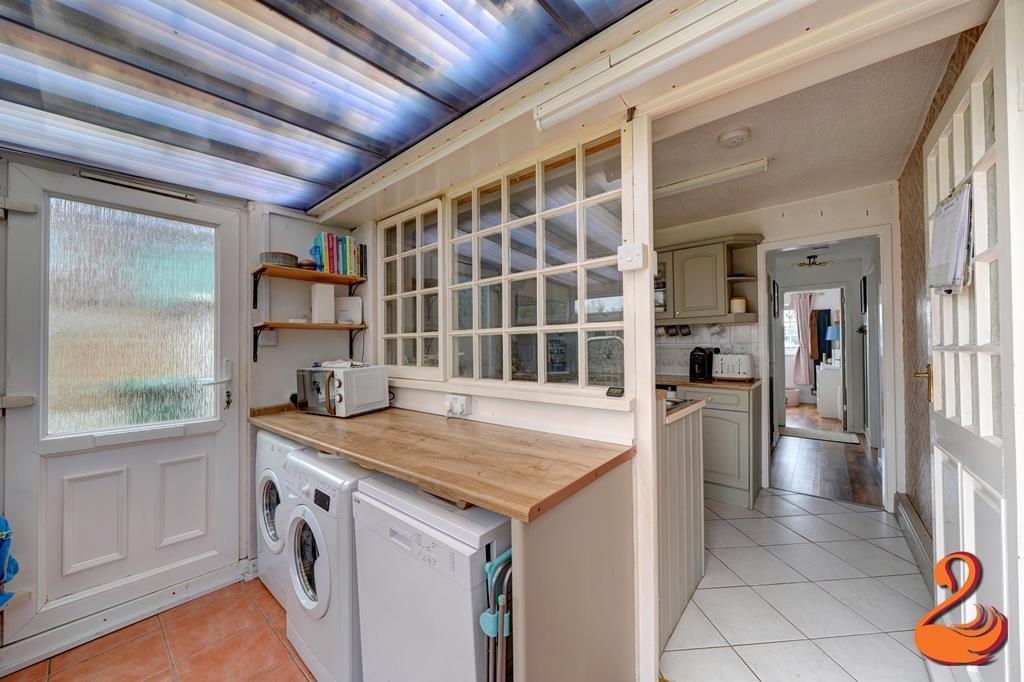 Conservatory/Utility Area