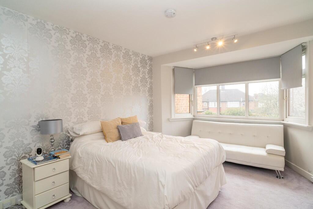 017-51 Wolmer Gar...