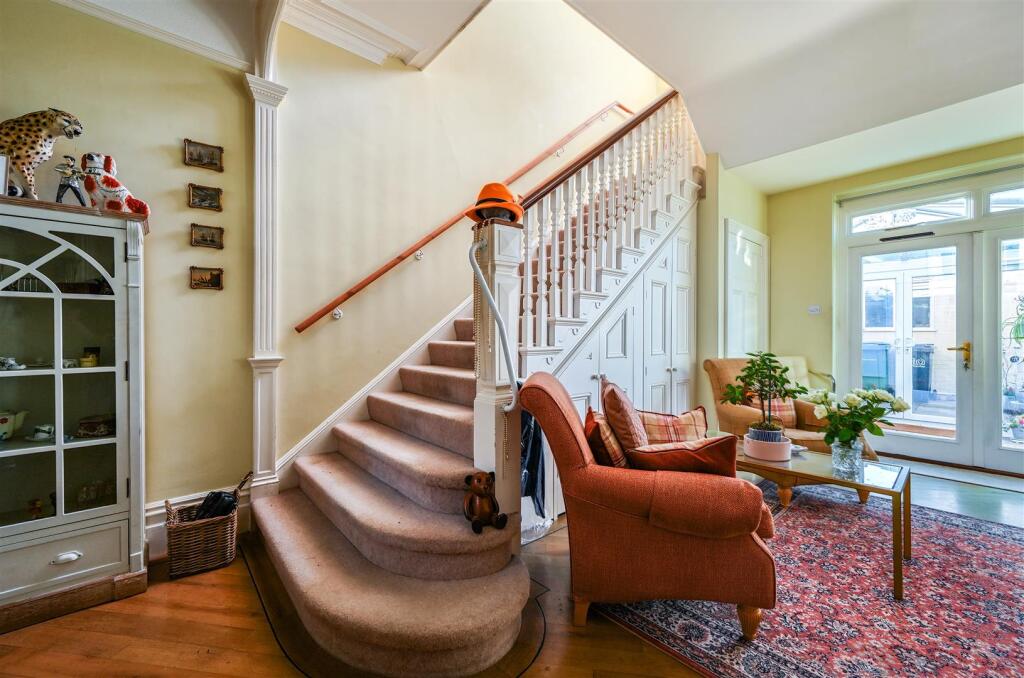43A SUTHERLAND AVENUE - TN93QL (5).jpg
