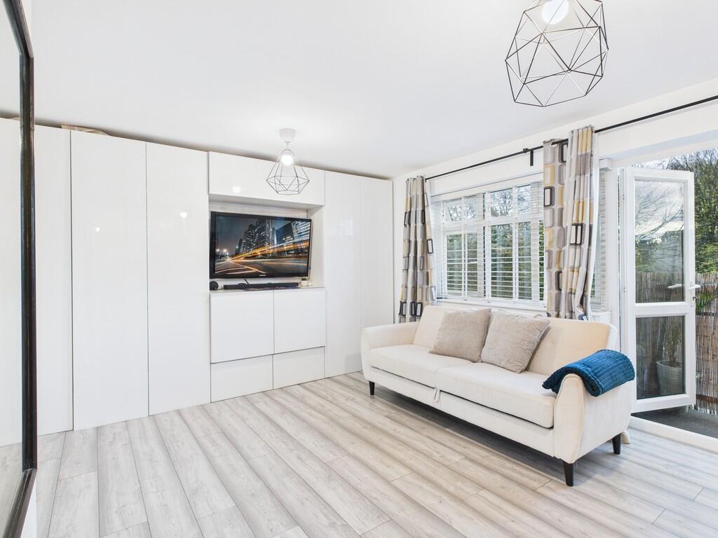 CAM04175G0-PR0059...