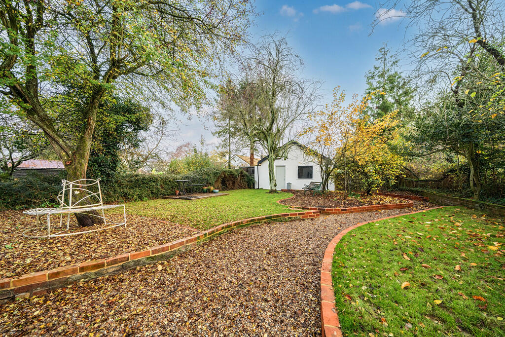 1380969-2-69136c9...