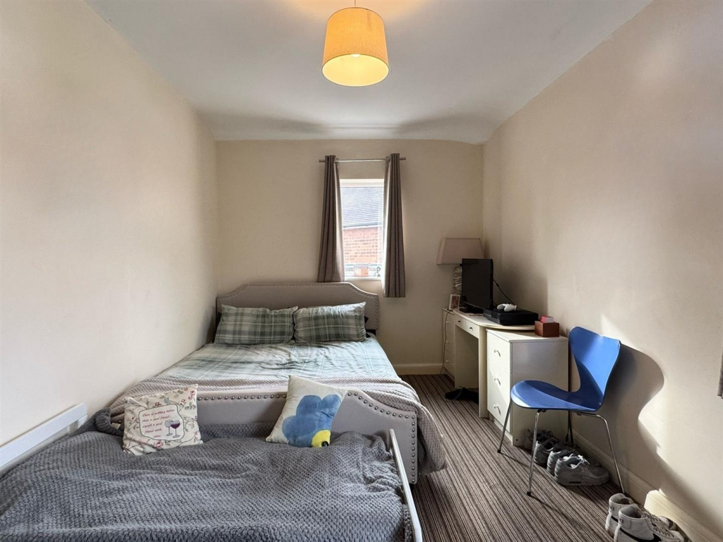 Master bedroom (1).png