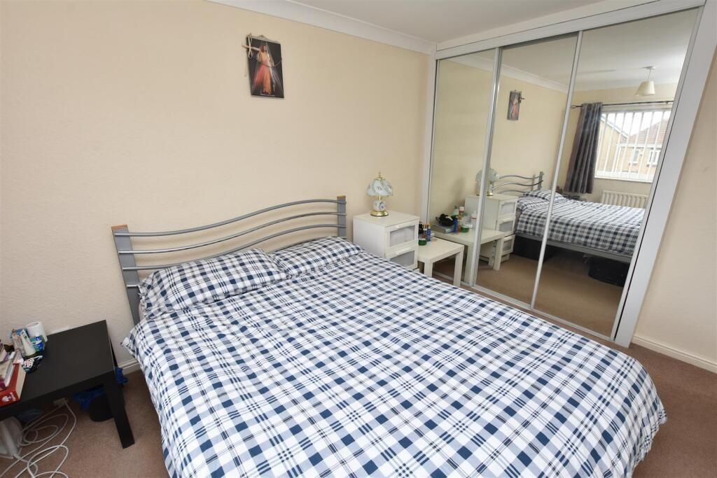 bedroom 1-