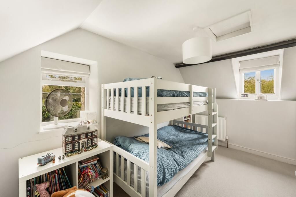 Kids Bedroom 