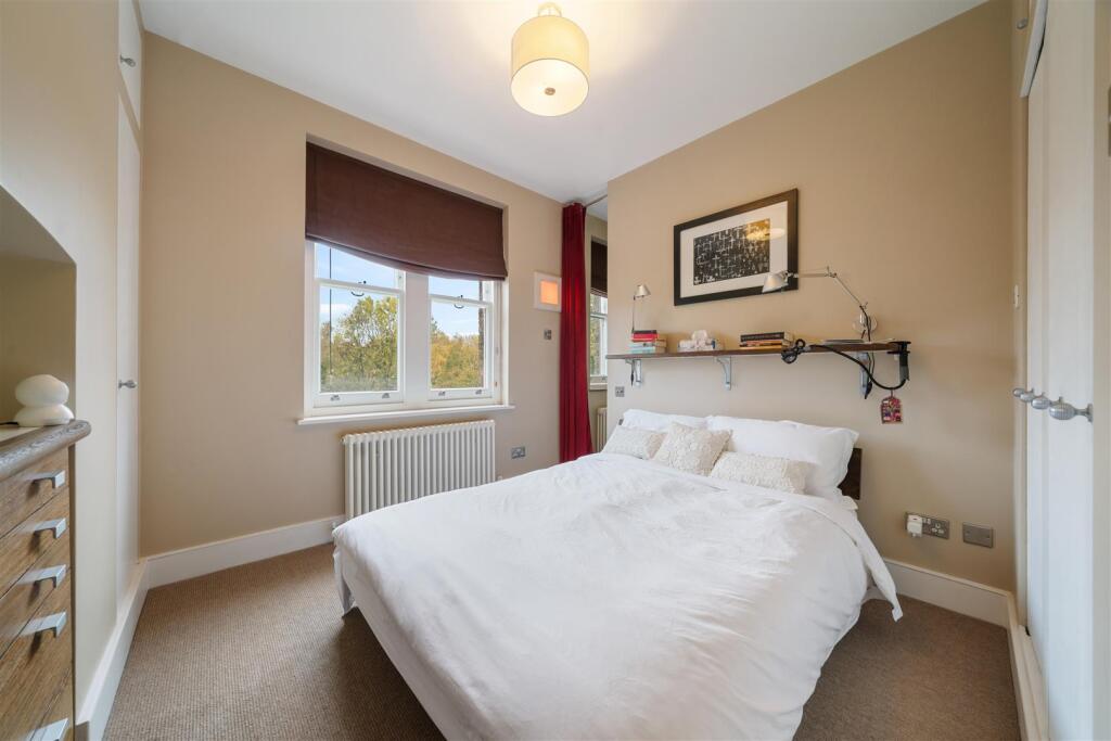 Flat 25, Castellain Mansions W9 1HE-No Watermark-3