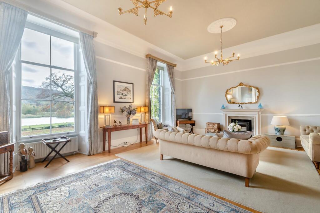 8627263-interior05.jpg