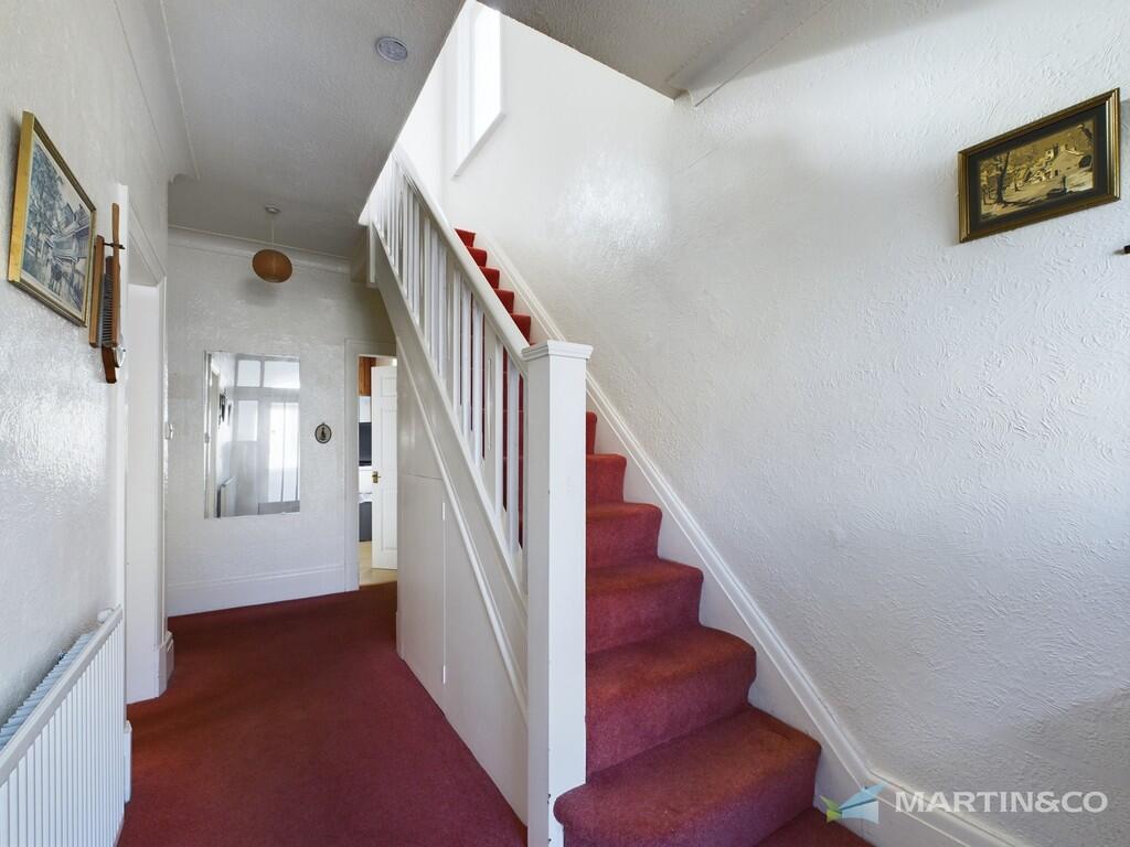 CAM02318G0-PR0392...